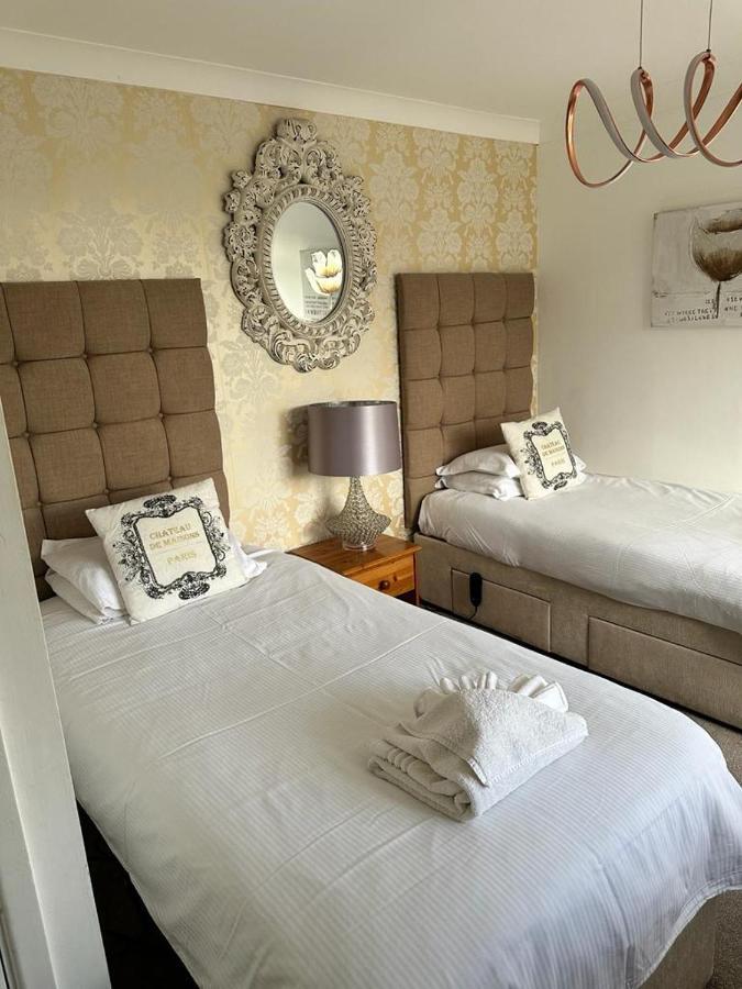The Swan Inn Salisbury Wilton  Dış mekan fotoğraf